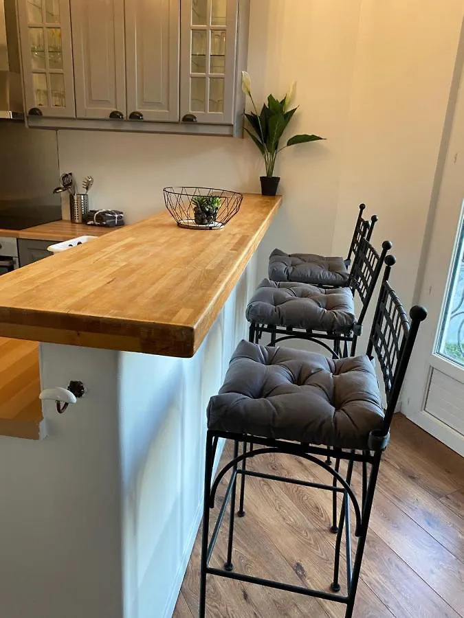 Apartment Appartement Cosy Et Moderne, Proche Cite Des Papes Avignon